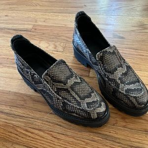 M Gemi Italian leather chunky snakeskin loafers 36 6